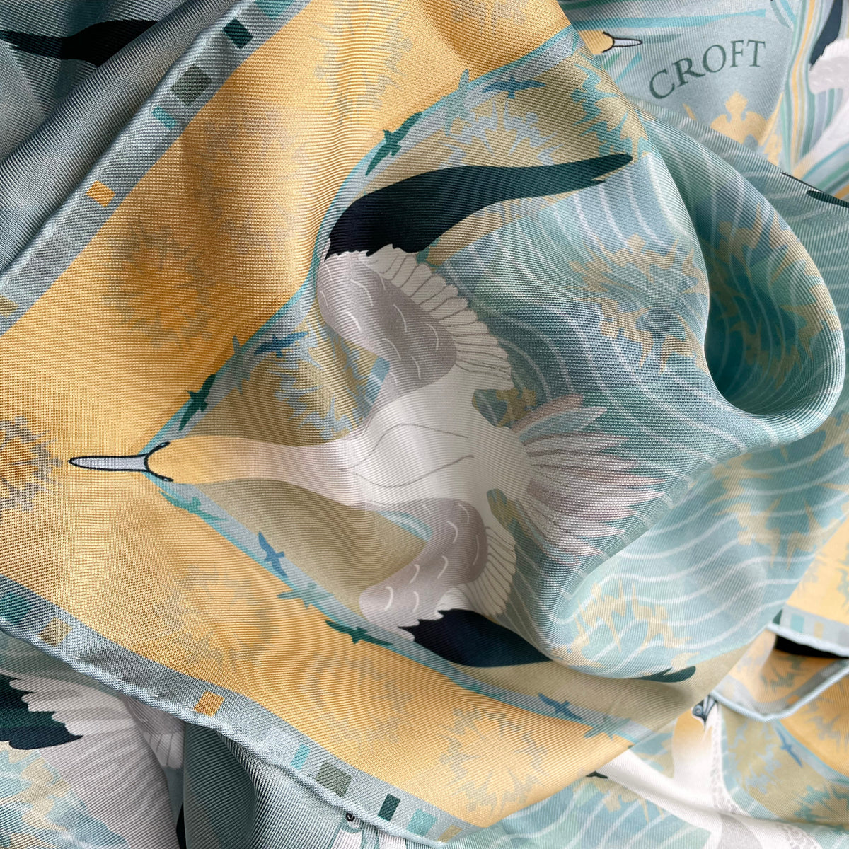 GANNETS | SÙLAIREAN | GRAND SILK SCARF | 130cm x 130cm